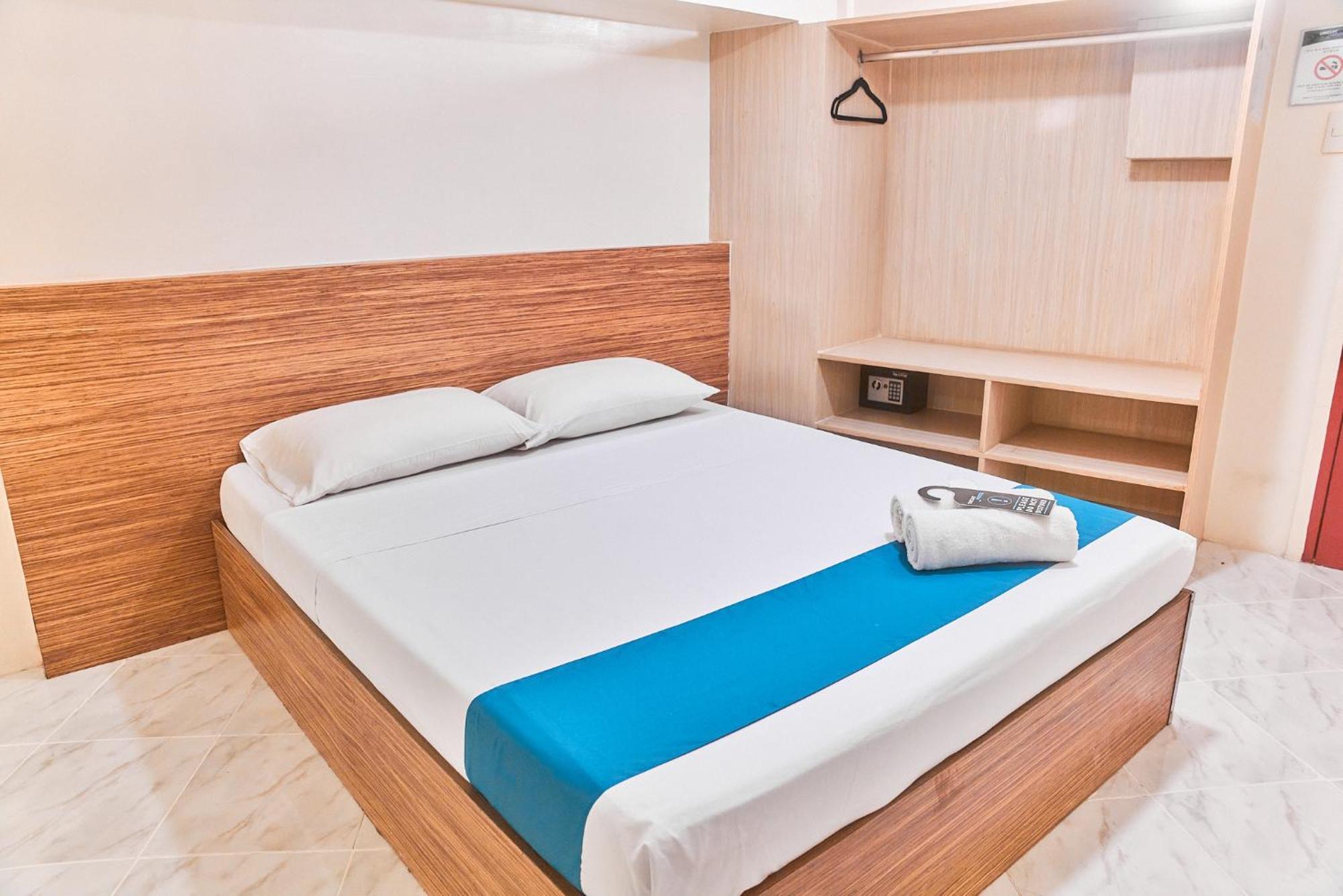 Hotel Circuit 3*